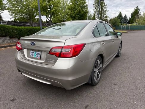Used 2015 Subaru Legacy 2.5i Limited AWD/4WD image 7