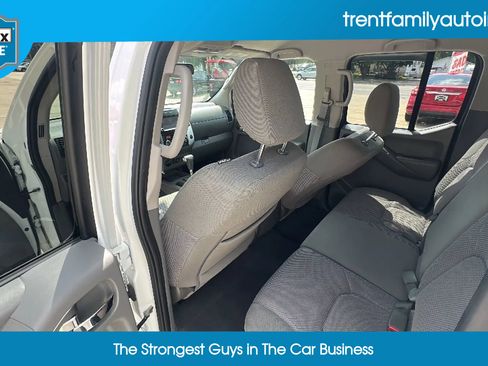 Used 2019 Nissan Frontier SV w/ Value Truck Package image 37