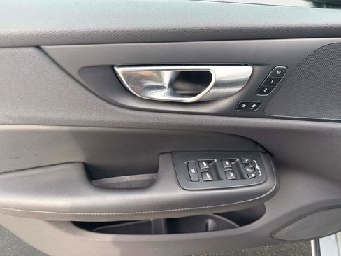 Used 2024 Volvo S60 B5 Core w/ Climate Package image 18