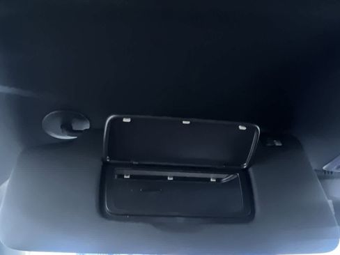 Used 2024 Chevrolet Colorado Trail Boss w/ Technology Package image 32