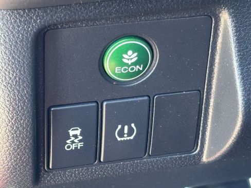 Certified 2019 Honda HR-V Sport image 22