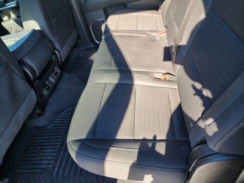 Used 2025 Chevrolet Silverado 1500 LT image 13