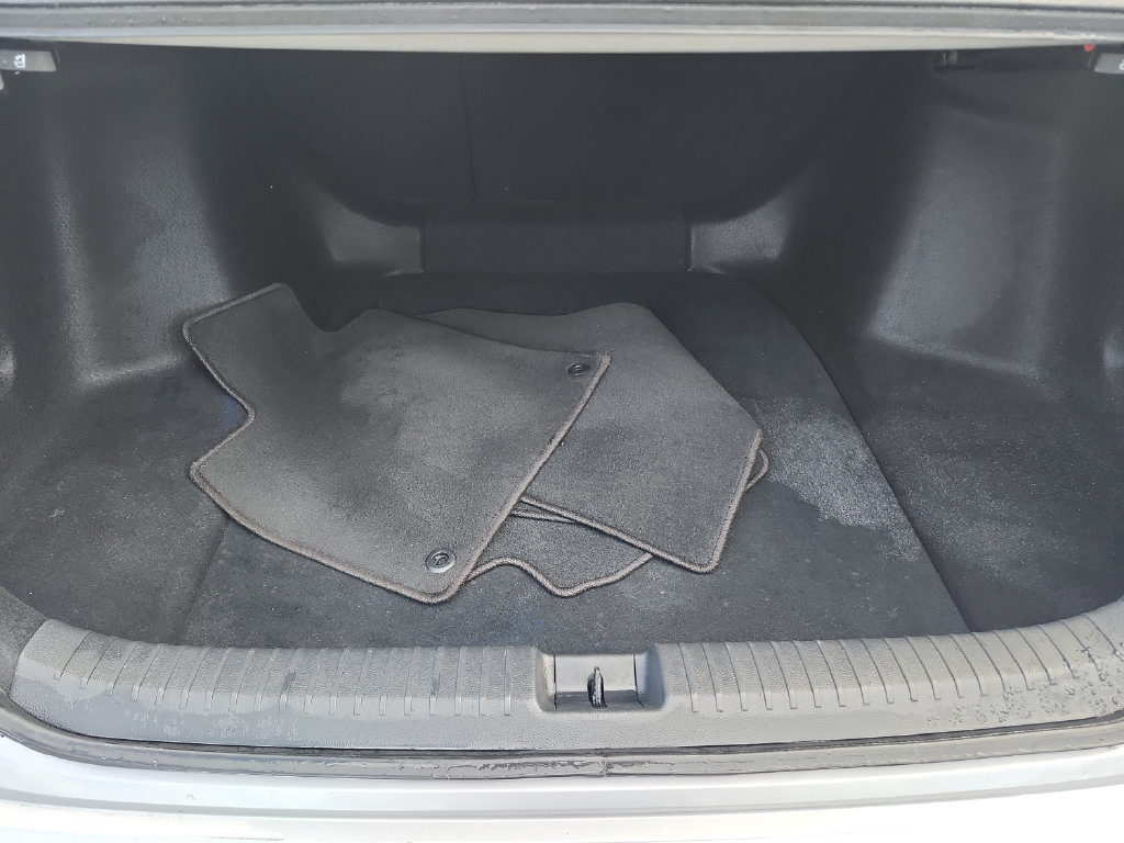 Used 2024 Honda Accord EX image 16