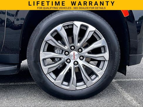 Used 2021 GMC Yukon Denali AWD/4WD image 9