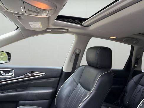 Used 2019 INFINITI QX60 Luxe w/ Sensory Package AWD/4WD image 34