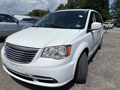 Used 2016 Chrysler Town & Country Touring w/ Driver Convenience Group