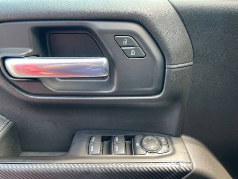 Used 2019 Chevrolet Silverado 1500 LT Trail Boss AWD/4WD image 23