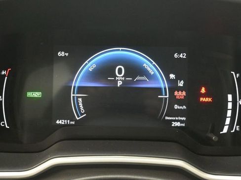 Used 2024 Toyota Corolla XLE image 40