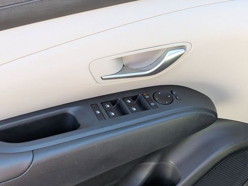 Certified 2025 Hyundai Tucson SEL image 14