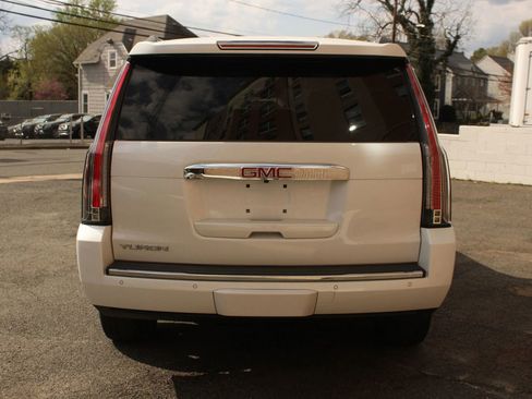 Used 2016 GMC Yukon Denali w/ Open Road Package AWD/4WD image 6