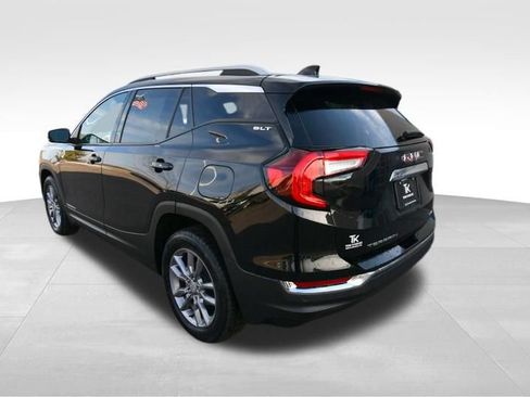 Used 2023 GMC Terrain SLT AWD/4WD image 4
