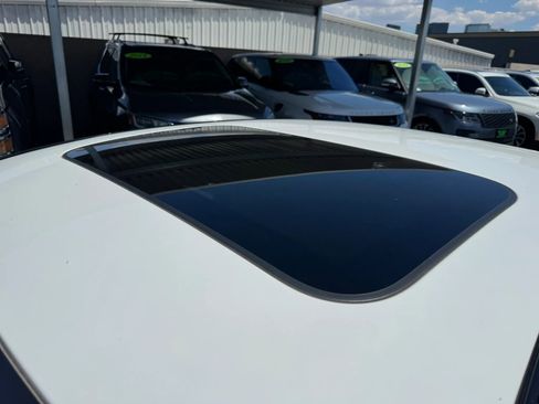 Used 2023 Mercedes-Benz C 300 Sedan image 8