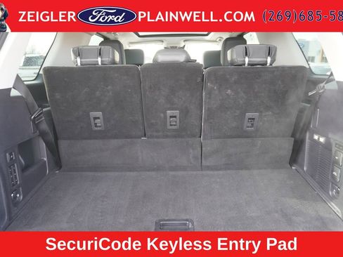 Used 2025 Ford Expedition Active AWD/4WD image 10