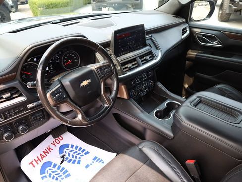 Used 2021 Chevrolet Tahoe High Country w/ Premium Package AWD/4WD image 12