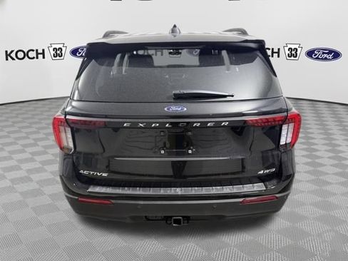 New 2026 Ford Explorer Active AWD/4WD image 4
