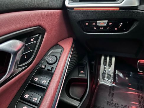 Used 2022 BMW 330i Sedan w/ M Sport Package RWD image 19