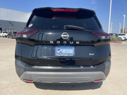 Certified 2022 Nissan Rogue SV image 4