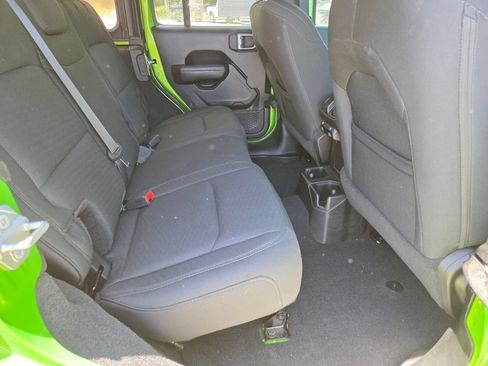Used 2019 Jeep Wrangler Unlimited Sport S AWD/4WD image 18