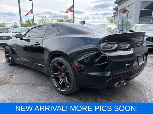 Used 2022 Chevrolet Camaro SS RWD image 3