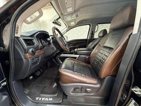 Used 2019 Nissan Titan Platinum Reserve AWD/4WD image 21