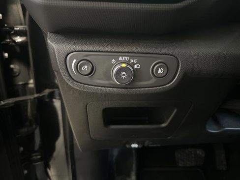 Used 2022 Chevrolet TrailBlazer LT w/ Convenience Package image 21