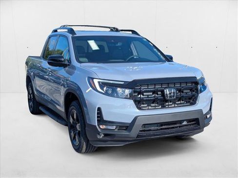 New 2025 Honda Ridgeline Black Edition image 6