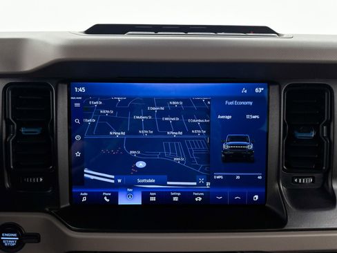 Used 2023 Ford Bronco Wildtrak image 4