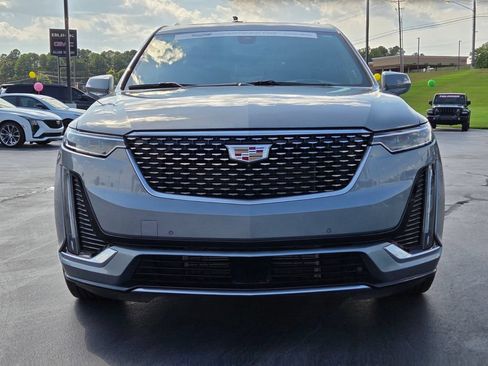 Used 2025 Cadillac XT6 Premium Luxury w/ Platinum Package AWD/4WD image 8