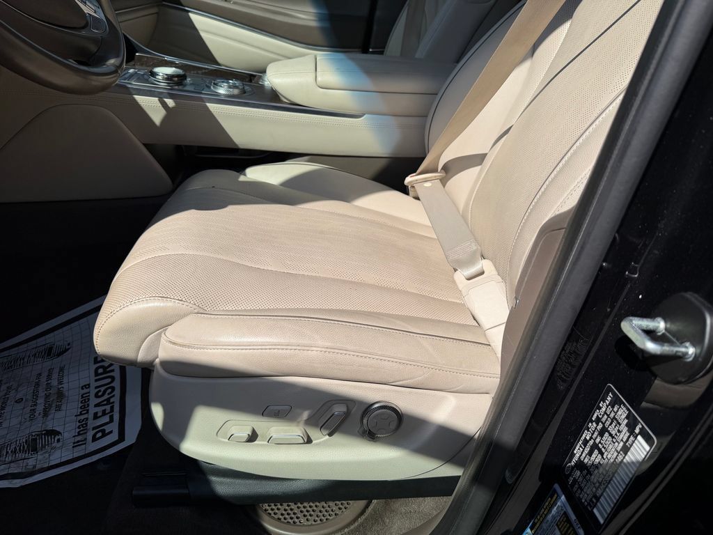Used 2023 Genesis GV80 3.5T Advanced + AWD/4WD image 12