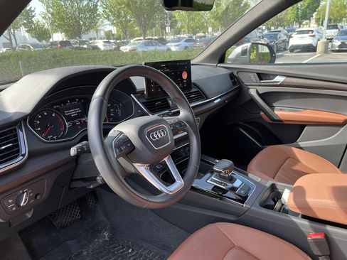 Certified 2023 Audi Q5 2.0T Premium w/ Convenience Package AWD/4WD image 17