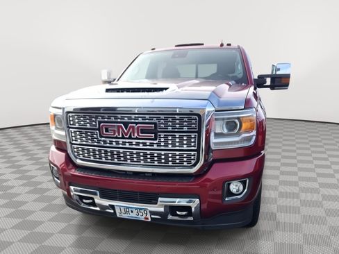 Used 2018 GMC Sierra 2500 Denali image 16