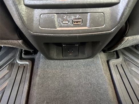 Used 2023 Chevrolet Colorado Z71 w/ Z71 Convenience Package 2 image 29