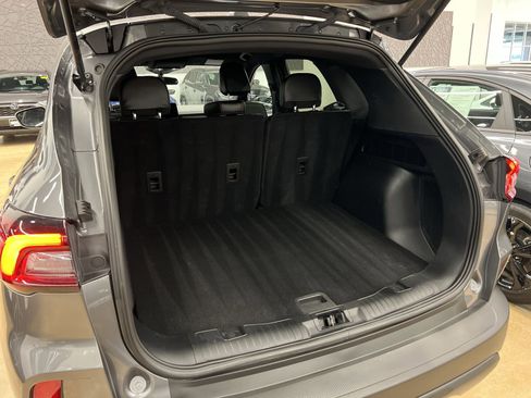 Used 2025 Ford Escape ST-Line image 21