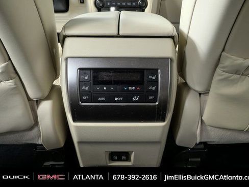 Used 2023 Lexus GX 460 Luxury image 19