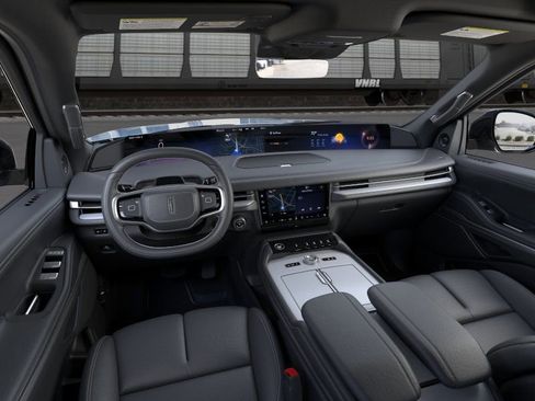 New 2026 Lincoln Navigator Reserve AWD/4WD image 10