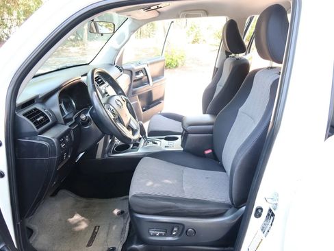 Used 2014 Toyota 4Runner SR5 RWD image 12