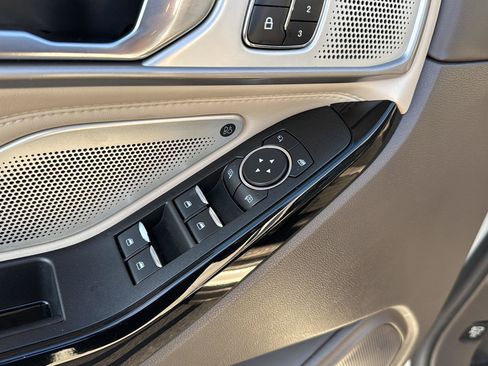 Used 2021 Ford Explorer Platinum w/ Equipment Group 601A image 30