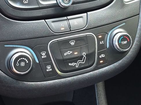 Used 2023 Chevrolet Malibu LS FWD image 27