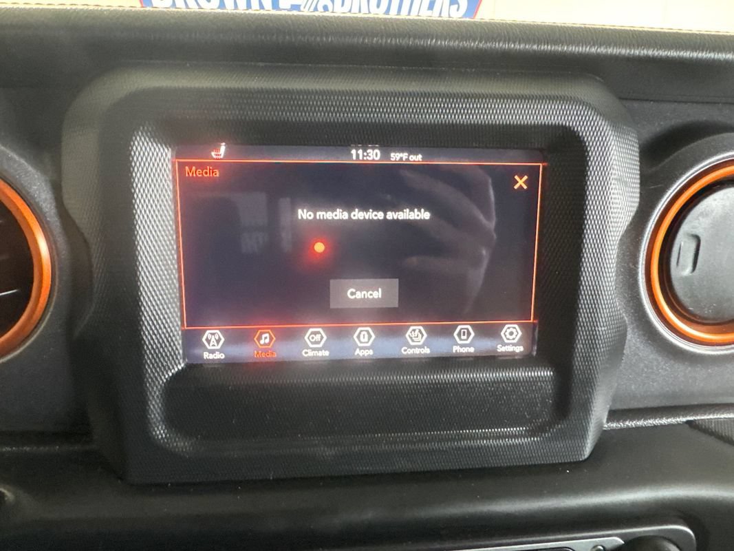 Used 2021 Jeep Gladiator Mojave w/ LED Lighting Group AWD/4WD image 15