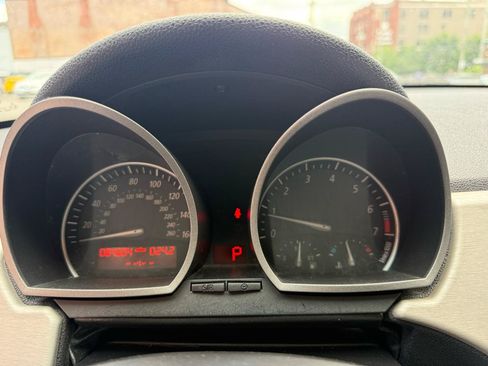 Used 2003 BMW Z4 3.0i RWD image 15