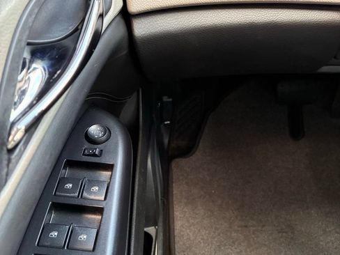 Used 2013 Cadillac SRX FWD image 26