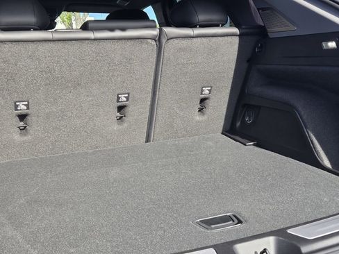 New 2026 Cadillac Optiq V image 20