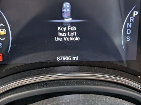 Used 2014 Jeep Grand Cherokee Overland w/ Advanced Technology Group image 24