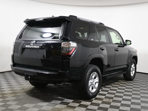 Used 2023 Toyota 4Runner SR5 Premium w/ Moonroof Package AWD/4WD image 7