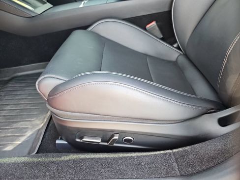 Used 2024 Tesla Model 3 Performance AWD/4WD image 18