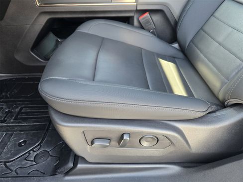 Used 2024 GMC Hummer EV 3X image 22