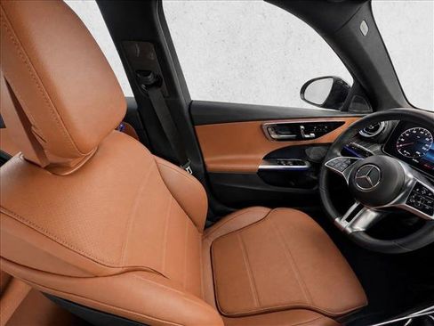 Used 2023 Mercedes-Benz C 300 Sedan image 15