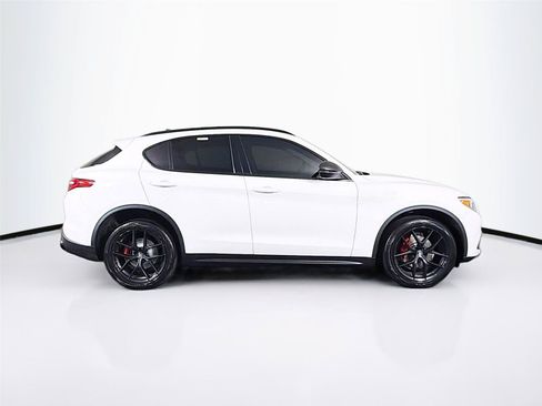 Used 2019 Alfa Romeo Stelvio AWD w/ Nero Edizione image 12