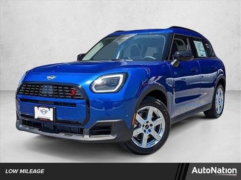 Used 2025 MINI Cooper Countryman S image 1