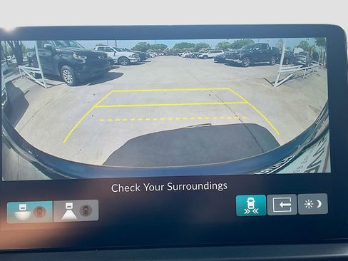 Used 2025 Honda Pilot Elite image 14
